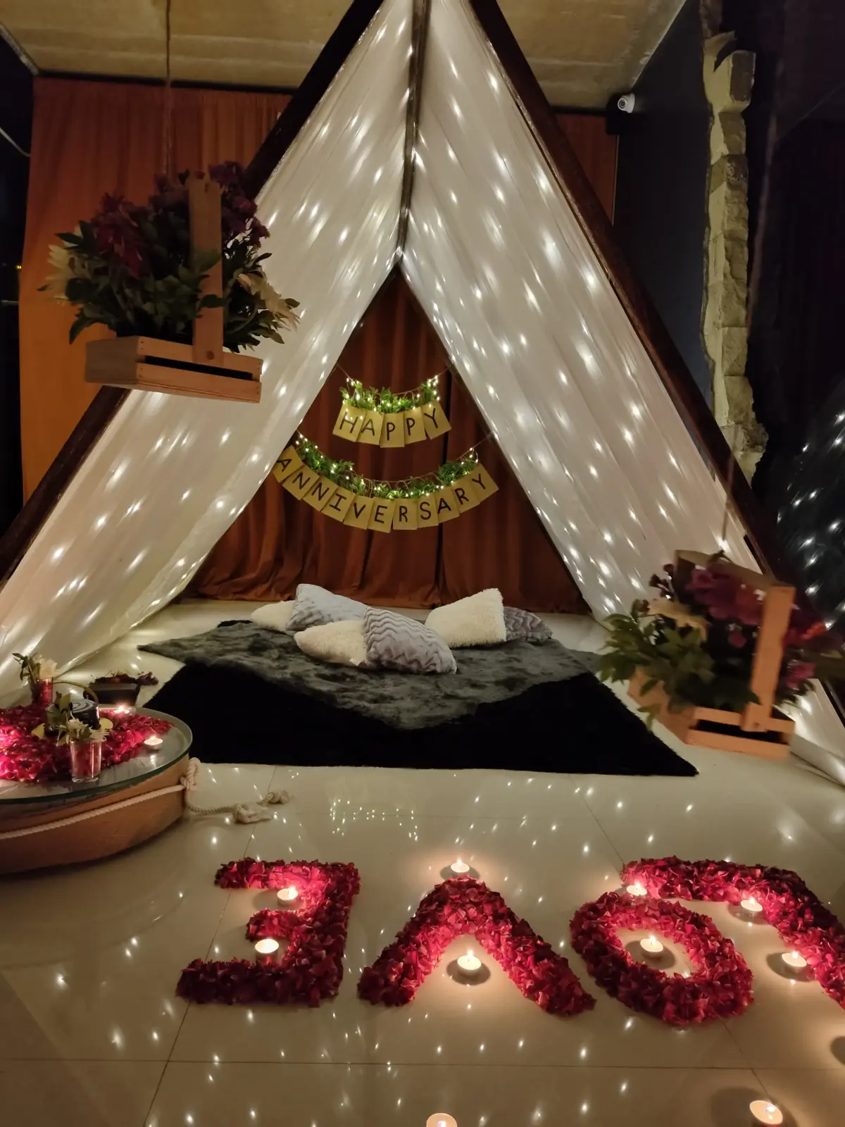 Tent of Romance (Indoor)
