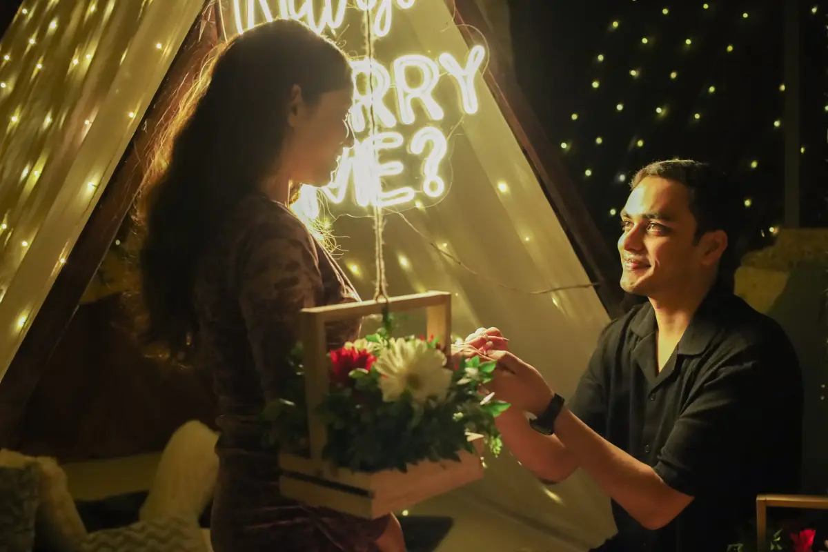 Tent of Romance (Indoor)