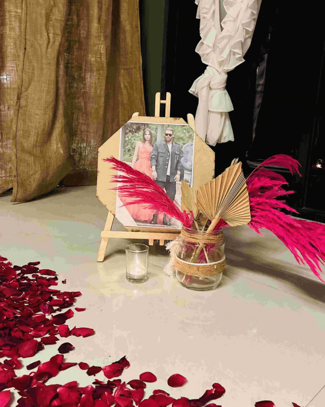 Tent of Romance - Image 19