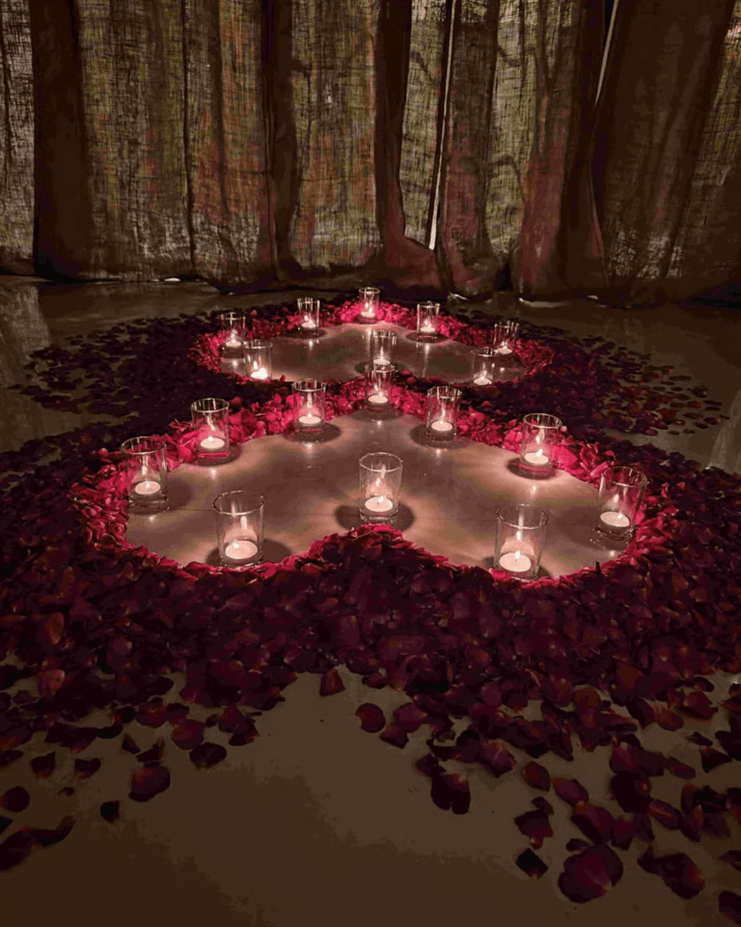 Tent of Romance - Image 27